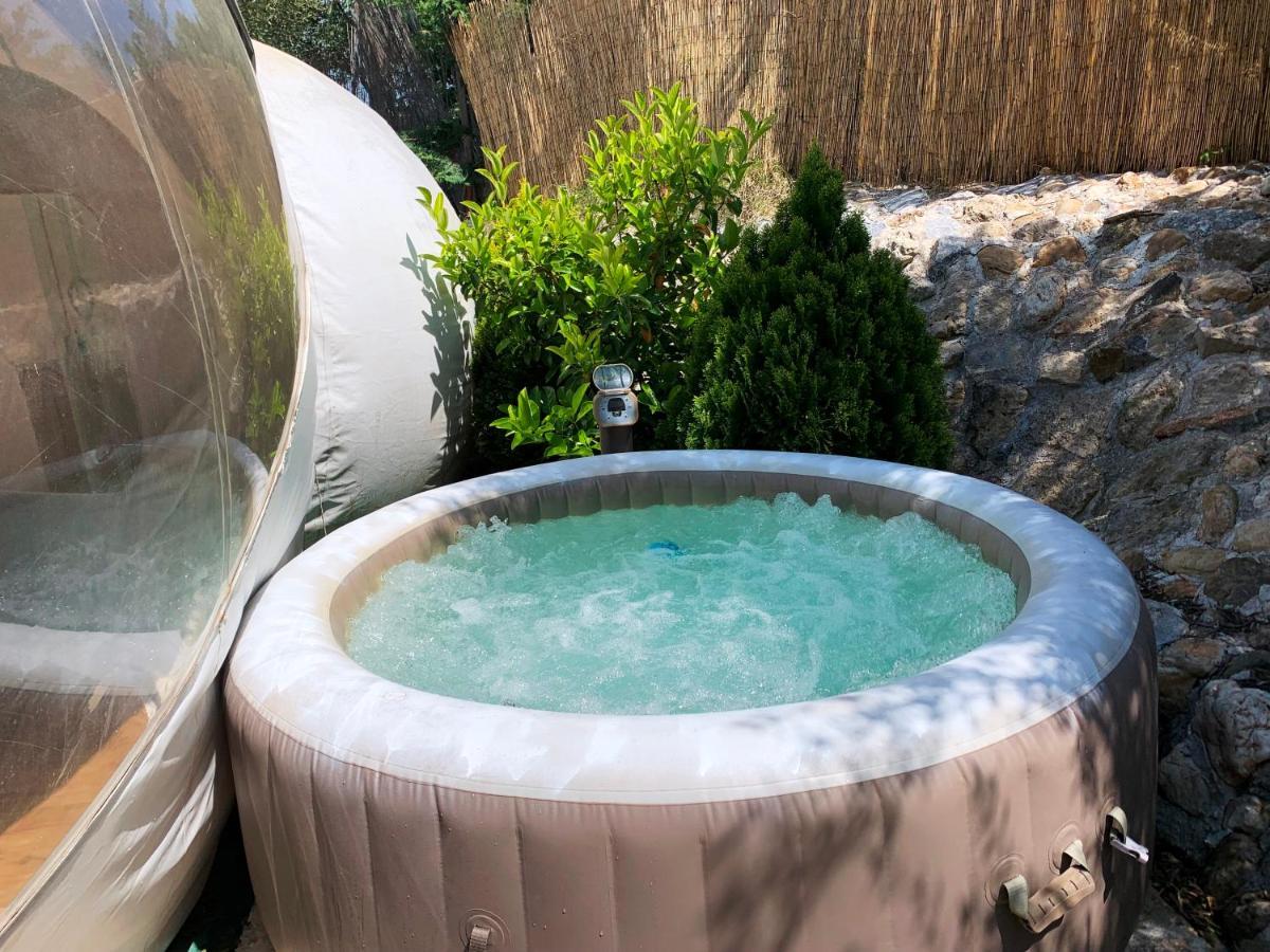 ホテル Bubble Tent ネア・ムダニア エクステリア 写真