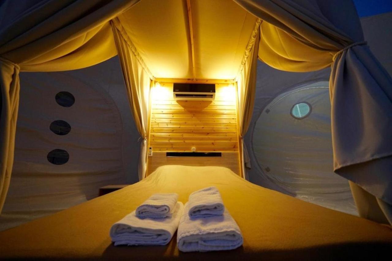 ホテル Bubble Tent ネア・ムダニア エクステリア 写真