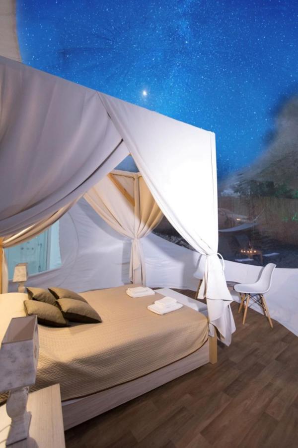 ホテル Bubble Tent ネア・ムダニア エクステリア 写真