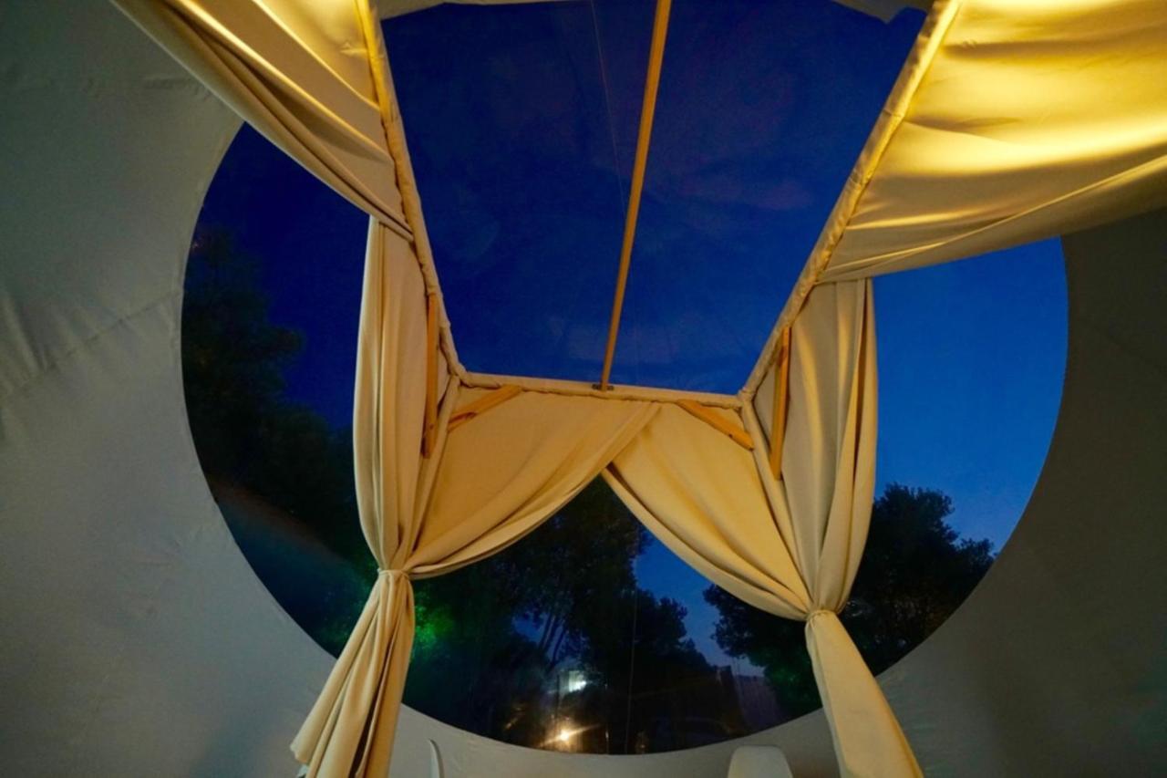 ホテル Bubble Tent ネア・ムダニア エクステリア 写真